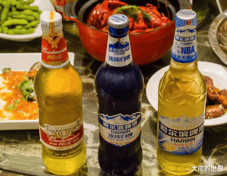 @啤酒瓶装和罐装有啥不同?老酒鬼道出“猫腻”,以后别再乱买!