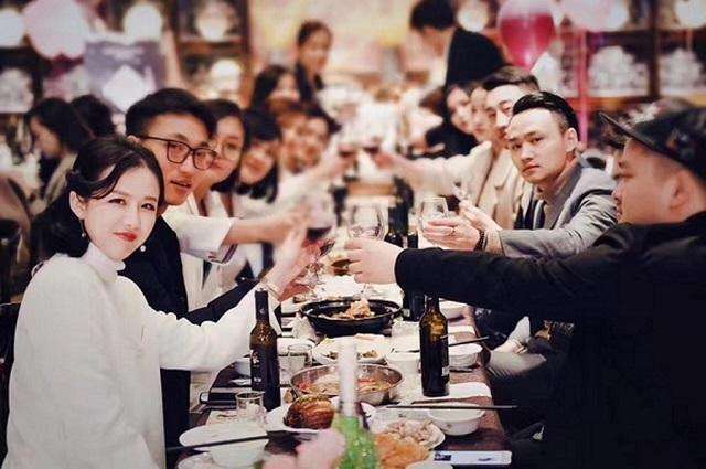 「硕士研究生」985硕士生工作9年，晒出在国企的年终奖，网友：太羡慕