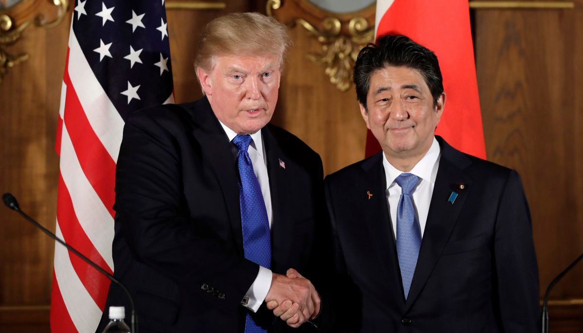 【日本】安倍晋三宣布：日本打算“榨取美国剩余价值”！
