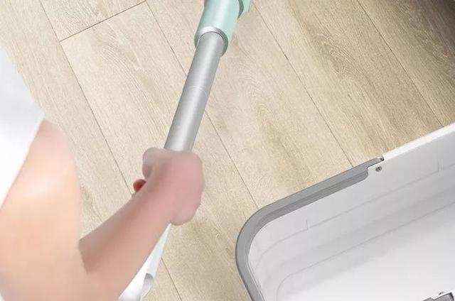 新型免手洗拖把！脏东西用水一冲就干净！还能360°无死角清洁