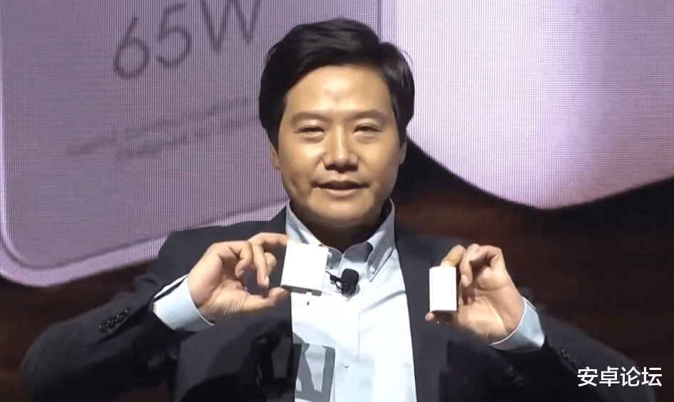 #小米科技#因为黑客，所以不卖？小米停售多款 65W 充电器