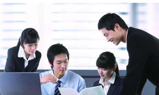 大学|这3个大学专业已经“烂大街”，毕业生太多，网友：不如搬砖？