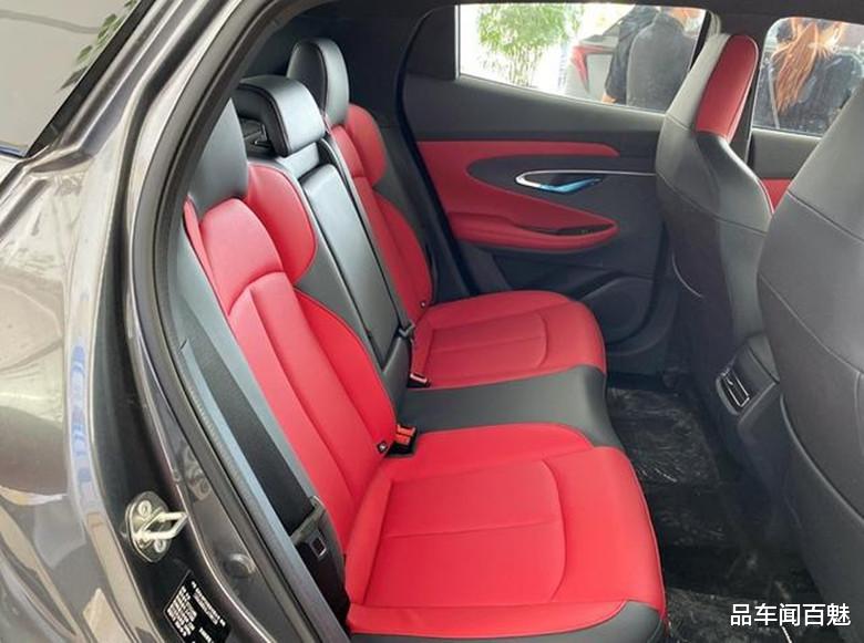 「长安汽车」长安SUV新“王牌”到店，颜值爆表，一身“黑科技”，或12万起售