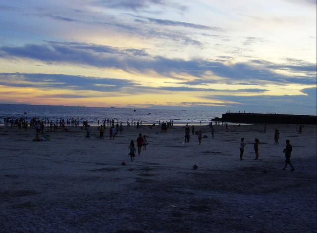 |门票涨至100元,景区却是\0\游客,如今无奈免费开放