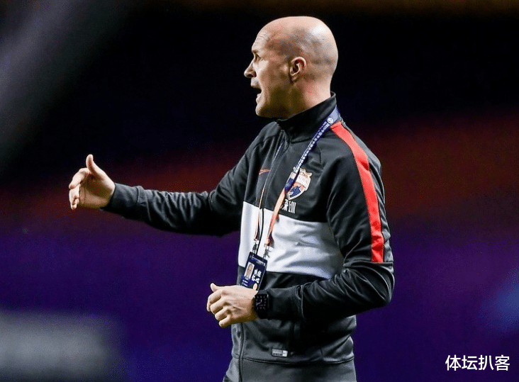 中超|1-2！中超1亿土豪轰然倒下，创下耻辱不胜纪录，争冠资格悬了