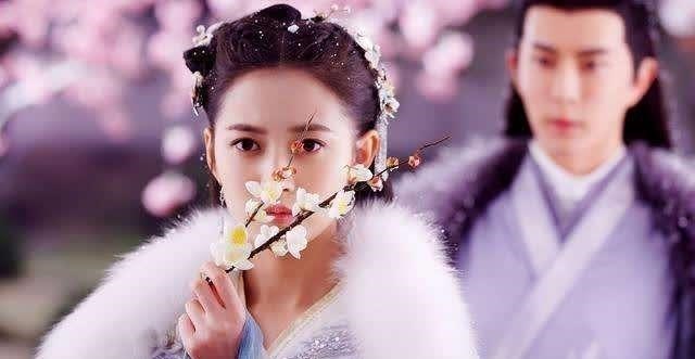 唐嫣@陈钰琪步唐嫣后尘，《古董局中局》新剧男主、男二接连翻车