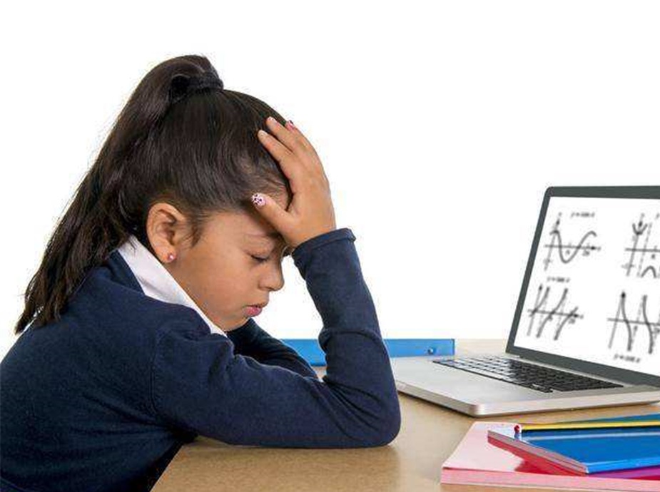 【数学】数学老师直言：女生“数学成绩差难提高”，多半是这“3个原因”