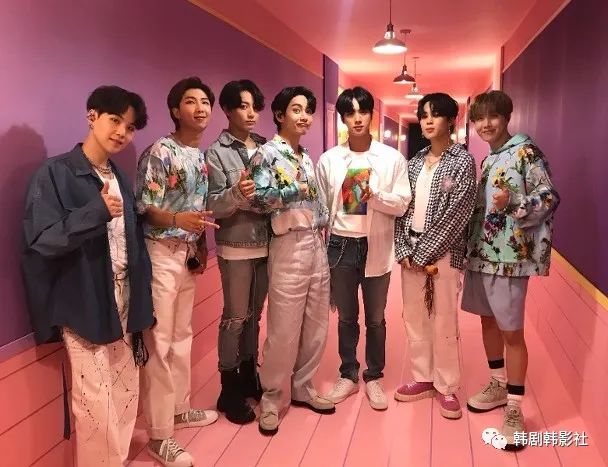 『防弹少年团』BTS防弹少年团出道7周年　网上演唱会吸引超75万人收看