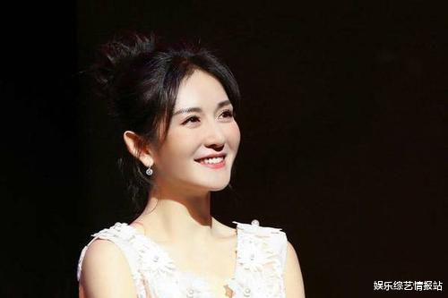 谢娜|《快乐大本营》人事变动 谢娜退出节目由李晟接替 与吴昕一样认证变成主持人