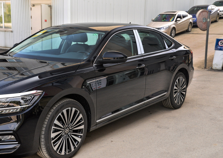 大众汽车|大众帕萨特已经降到14.8万了