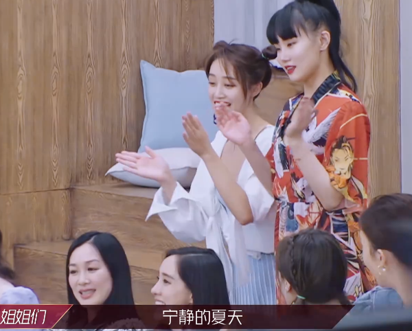 「沙溢」宁静被姐姐们众星捧月,伊能静惨遭忽略拿队友撒气!王丽坤懒理会