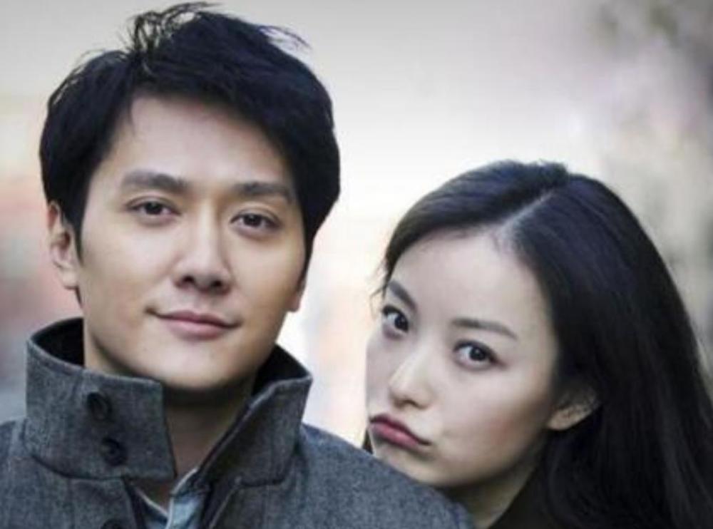 冯绍峰|冯绍峰同居两年的初恋，竟是《宫》里的她，难怪赵丽颖从不秀恩爱