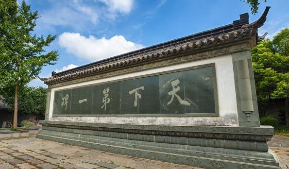 旅游景点|中国“最大”的烂尾工程，早已荒废上百年，今却成了著名旅游景点
