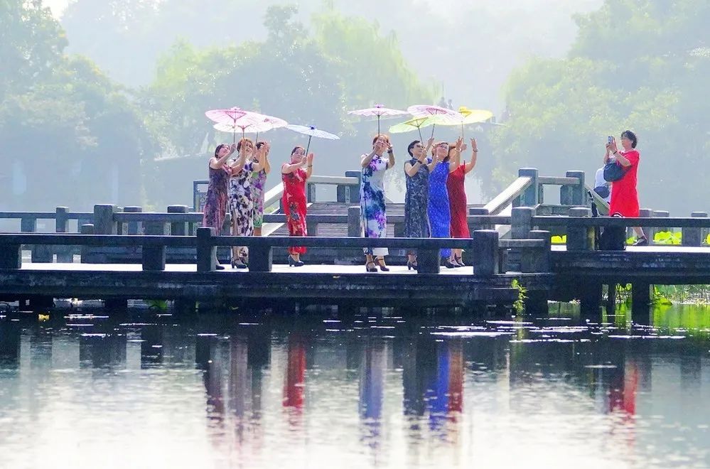 #溺水#中国退休老人真实写照，太现实，看完泪奔...