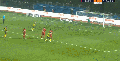 韦世豪|6分钟2球!韦世豪制霸中超射手榜,9大顶级外援射手全被他甩开