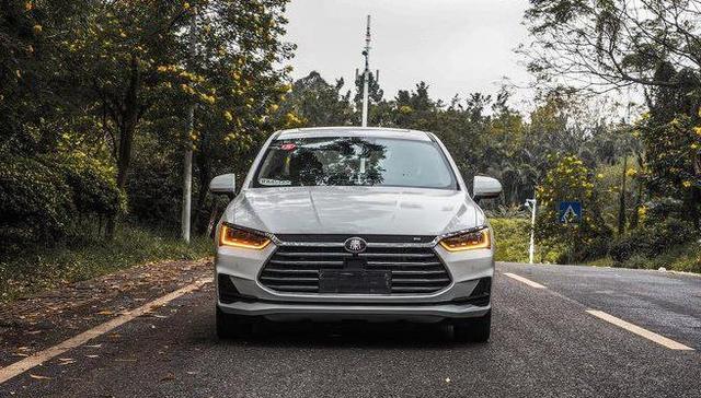 动力@比亚迪秦Pro为什么被称作神车？是空间宽敞？或是品质效应？