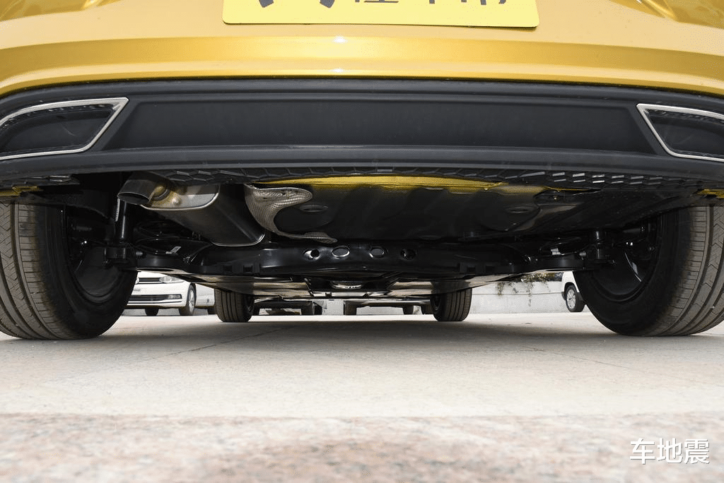 大众Polo|又一合资车价格“跳水”，从12.39W跌至8.29W，买国产不如选它好