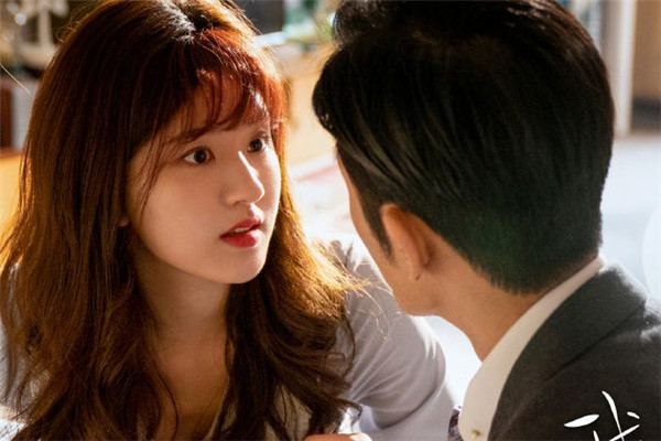 成毅|当下“最火”的5部剧，《长安诺》仅排第四，榜首日播量“吓人”