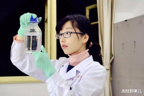 「学霸」班主任坦言：这几类学生，初中即使是学霸，高中还是会成为学渣