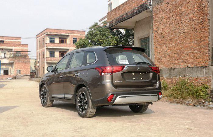 三菱欧蓝德■15万的三菱欧蓝德真的好吗？开了150天后，车主：想说十个字