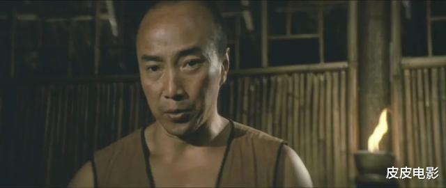 首映▲李连杰与黄秋燕因《少林小子》情定终身，离婚后黄秋燕曾住地下室