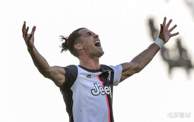 C罗▲C罗世界波双喜临门，伊布轰3-0助他逼近冠军，梅西争金球又被动了