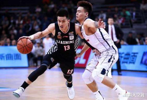 辽宁男篮|李洪庆带来一个好消息！杨鸣再次受益，辽宁男篮下赛季有望夺冠