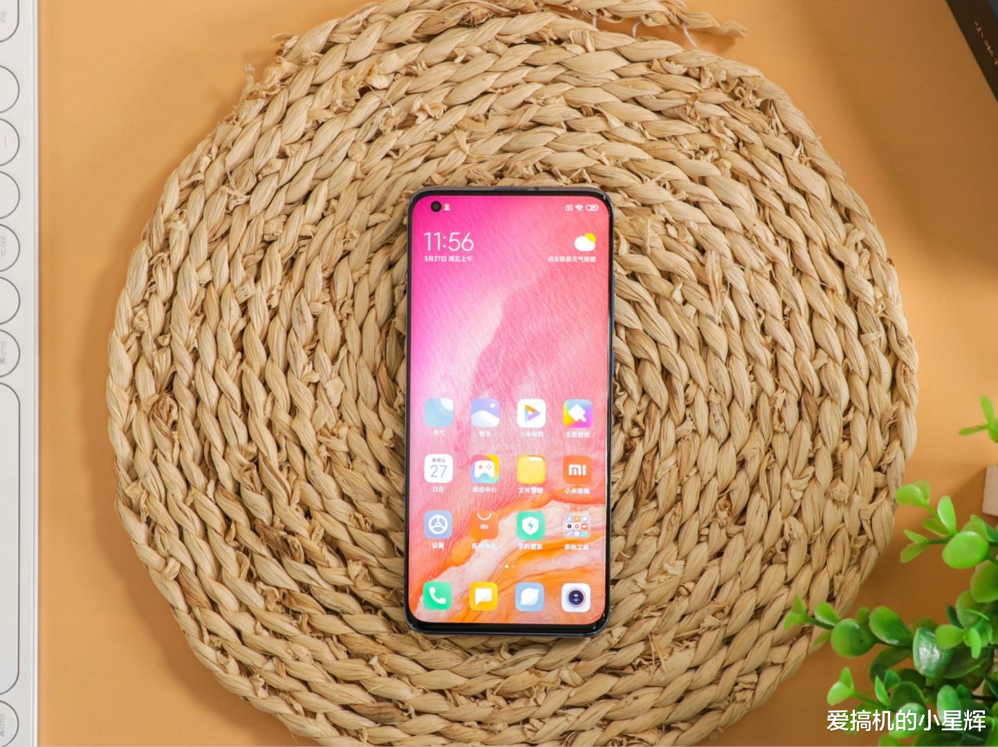 「小米科技」不吹不黑！客观评价华为P40 Pro和小米10 Pro到底谁更香！