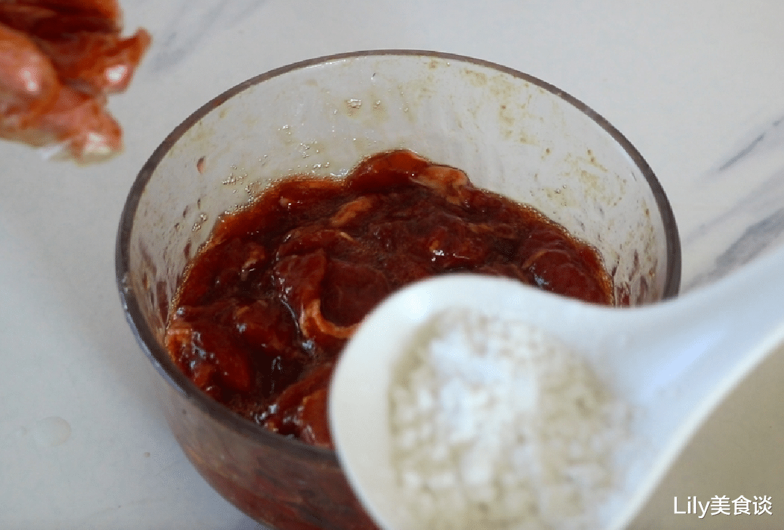 牛肉|牛肉怎么腌才更鲜嫩？大厨10年经验分享，牛肉不干不柴，鲜嫩又入味