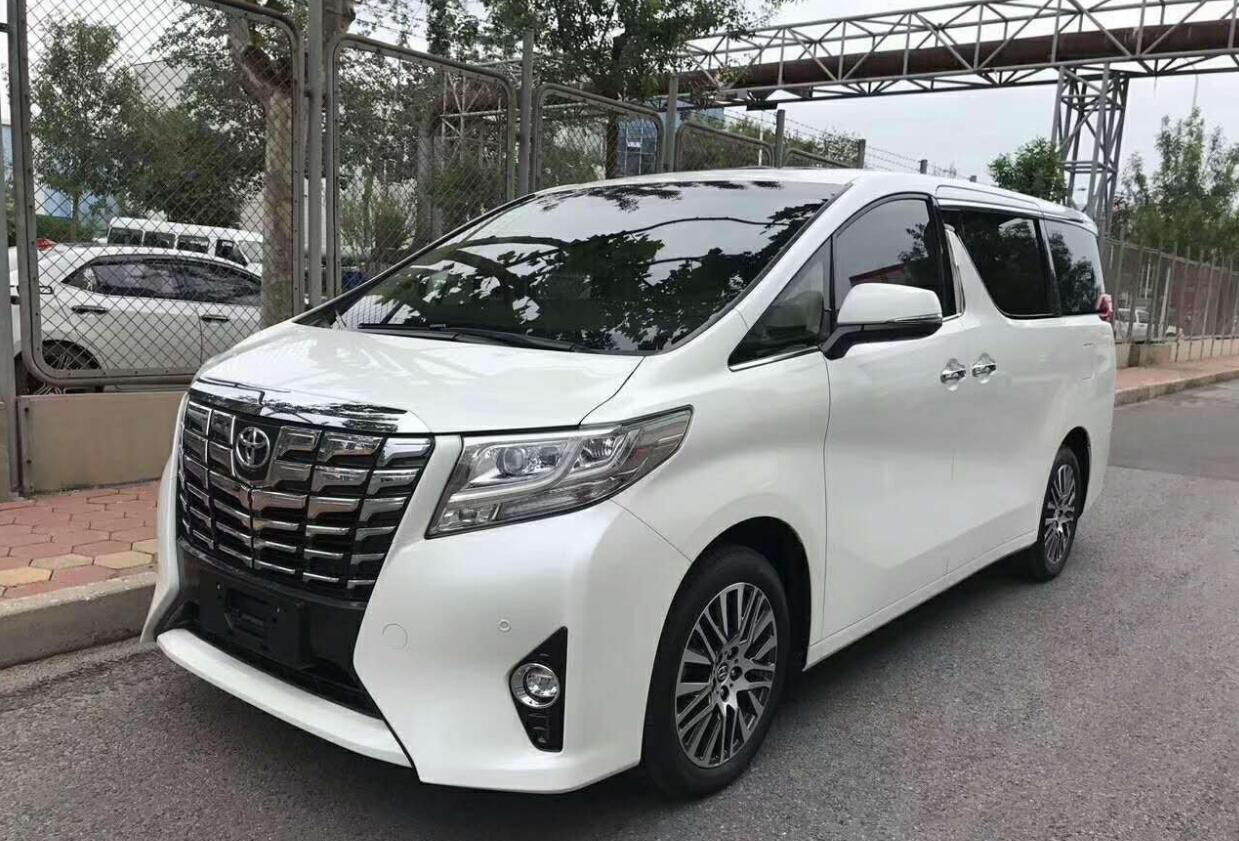 丰田埃尔法|从日本运到中国，19万变140万还供不应求，难道中国人傻钱多