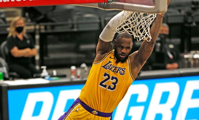 勒布朗·詹姆斯|重回热火时代？36岁詹姆斯亮出两大绝招！湖人无詹阵容依然挣扎