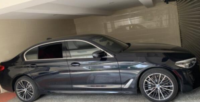 [宝马5系]去年狂甩16.4万台，开它比A6L显身份，上市16年几乎0差评真香