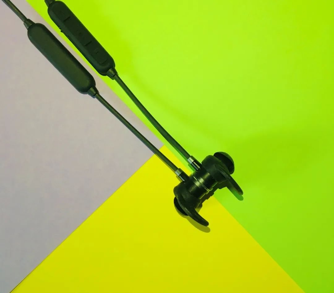 『蓝牙耳机』超低延迟,专为游戏打造:南卡S2蓝牙耳机带给你非同凡响的体验!