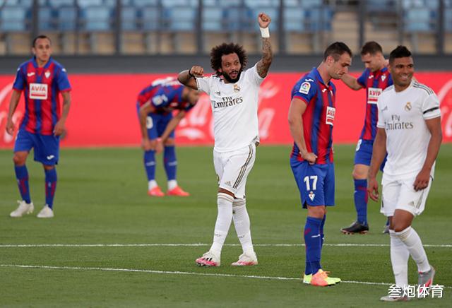 「皇家马德里」皇马3-1暴露2大问题!5大前锋0进球,齐达内缺少最后一块拼图