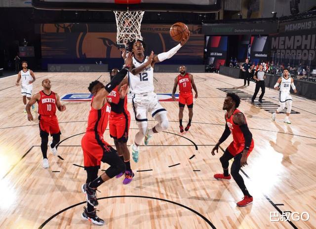 詹姆斯·哈登|替补53+12+4!火箭三喜临门,德帅做出重大决定,哈登主动牺牲