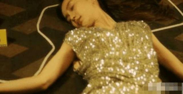 影帝|同样是演尸体，杨颖演尸体，梁朝伟演尸体，流量明星被影帝“秒杀”