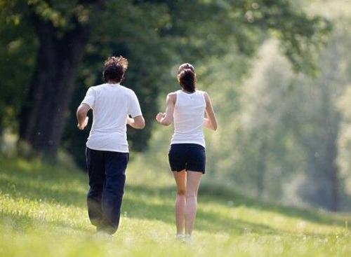 糖尿病@小伙年纪轻轻患上糖尿病,“纵欲”正在摧毁着多少年轻人