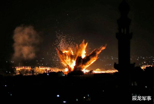 以色列@特朗普刚发出战争信号，2大盟友就抢先开火，战机连夜起飞轰炸