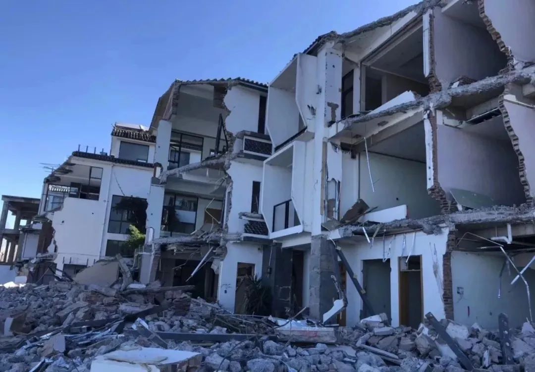 洱海|1年前，拆了1806家客栈的洱海，现在怎么样了？