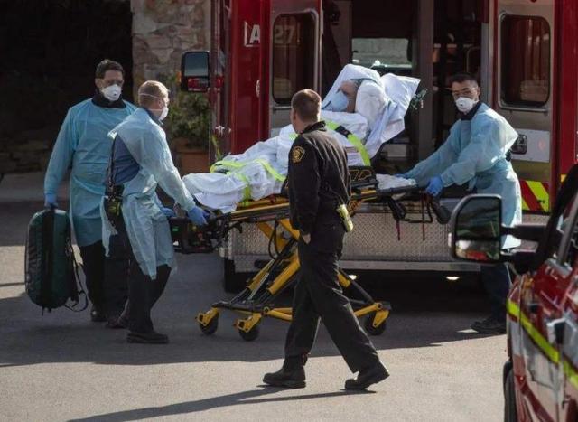 英国@英国要求中国赔偿3510亿英镑？约翰逊表态：不要再蒙蔽国民了