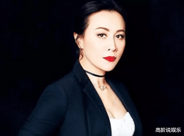 刘嘉玲|刘嘉玲晒上海豪宅，室内奢华似宫殿，一个吊灯高达百万！