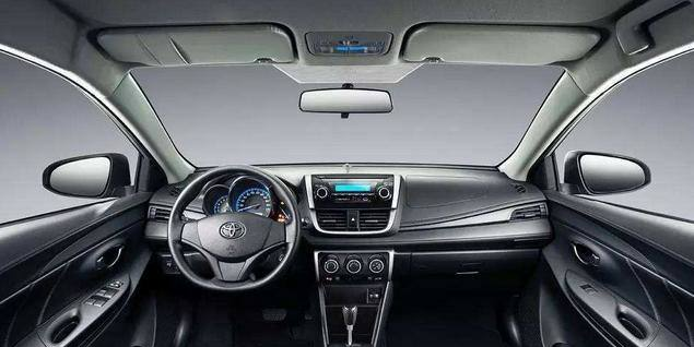 本田飞度|一箱油可跑800km，从14万降到5.78万，有它飞度不香了