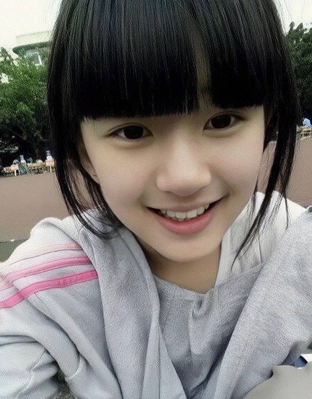 『赵露思』赵露思为什么一直没有刘海?当她剪了齐刘海,撞脸宋祖儿和张子枫