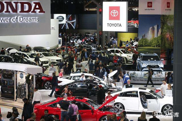 『刀片电池』什么时候买车最划算?在年底?老司机告诉你答案!