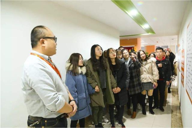 大学生|正在撤销的4个专业,虽然名字“高大上”,但是就业率很低