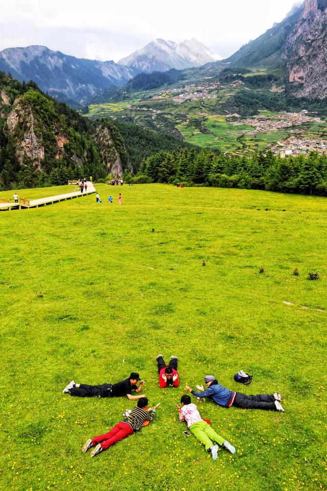 「甘南」去过扎尕那的摄影家，都忘不了那儿的美，你梦中的伊甸园就在甘南