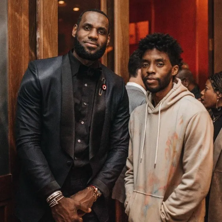 开拓者队|拼了！安东尼单节14分硬抗湖人！可惜啊！他打完开拓者最后一场球