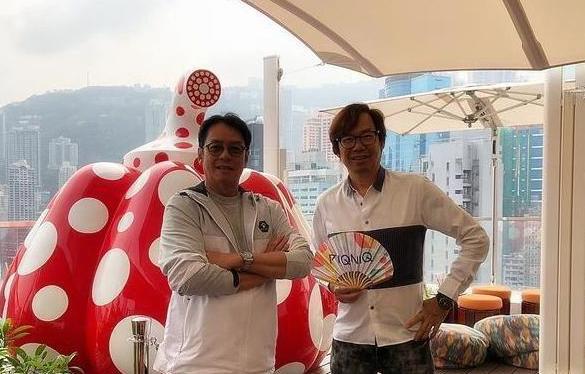 |走进谭咏麟住的豪宅，第一次见把阳台改造成这样，生活太惬意了