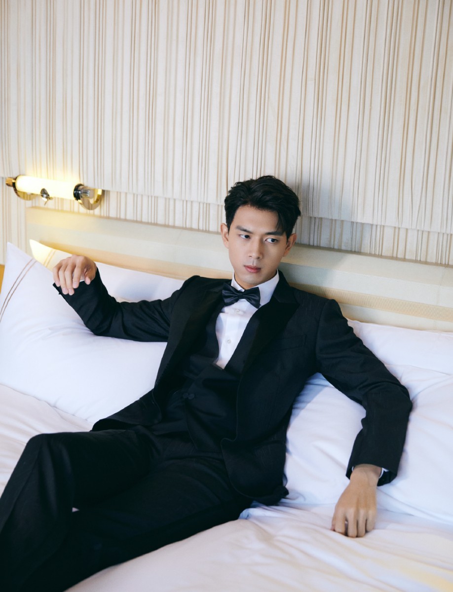 王一博|10大最受欢迎男演员排行榜!王一博仅居第3、他压倒性强势夺冠!