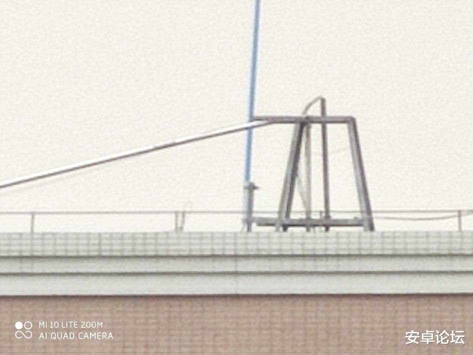 『小米科技』小米10青春版评测：带潜望式长焦才卖2099元，这要啥自行车？